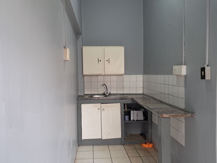To Let 2 Bedroom Property for Rent in Humansdorp Eastern Cape